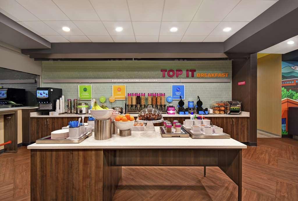Tru By Hilton Columbia Greystone Hotel Restoran gambar